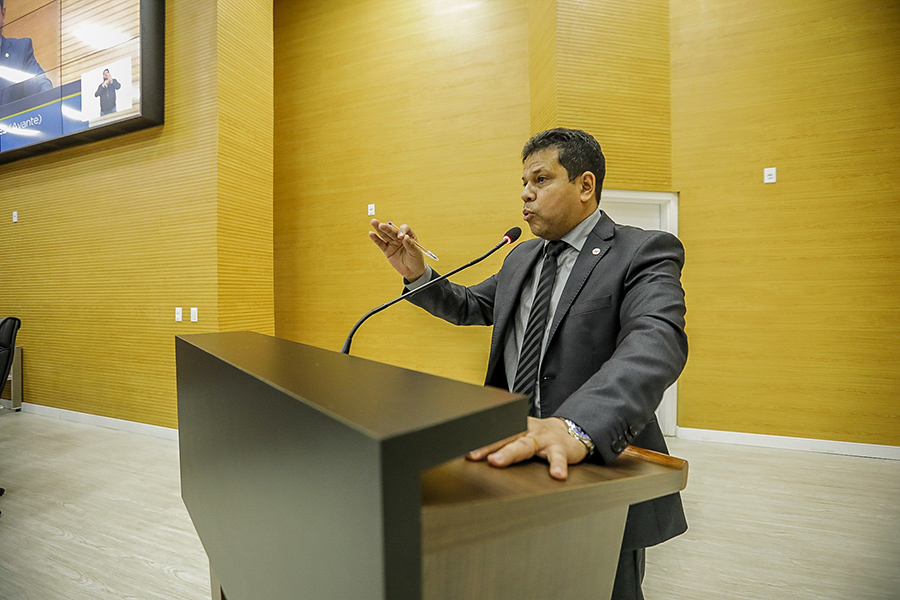 Deputado Jair Montes destaca programa Tchau Poeira que vai ajudar municípios com obras e asfaltamento - News Rondônia