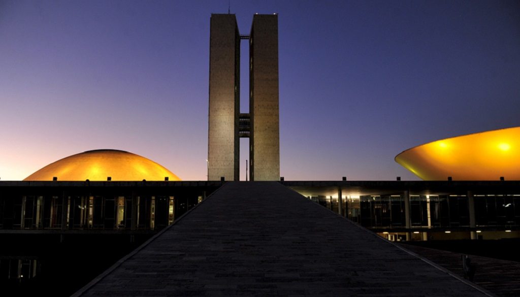 PERSPECTIVAS PARA 2019: O ANO DO PORCO - News Rondônia