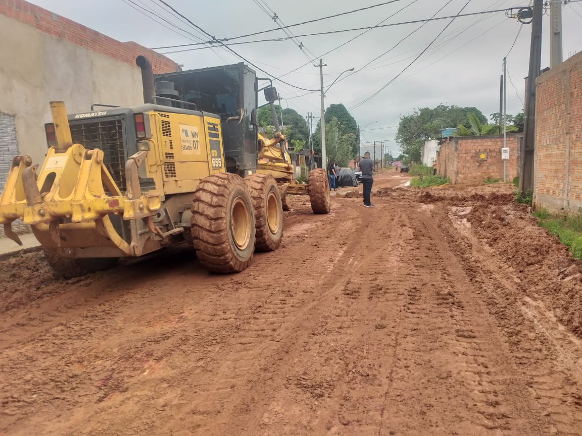 Pedidos do vereador Aleks Palitot são atendidos no bairro Castanheira - News Rondônia