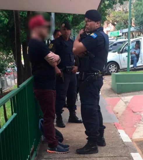 ARMADO, ALUNO AMEAÇA COLEGAS NA UNIVERSIDADE E ACABA PRESO - News Rondônia