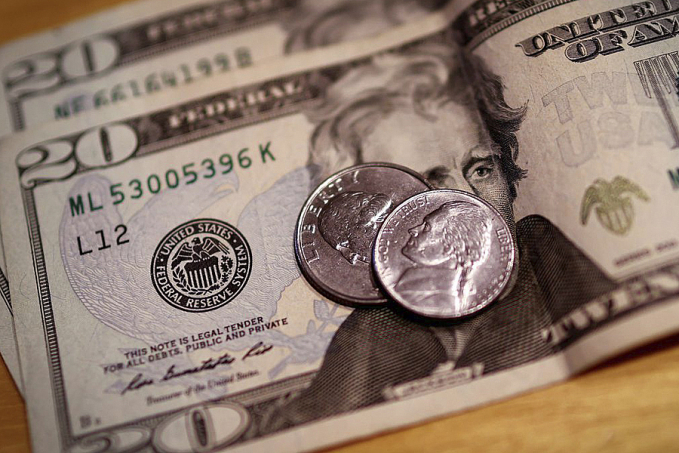 Dólar desacelera com reforma tributária e fecha a R$ 5,18 - News Rondônia