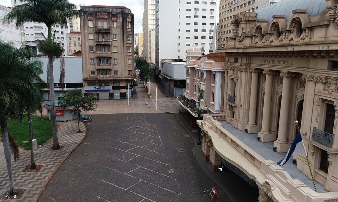 Primeiro dia de lockdown, Ribeirão Preto tem ruas vazias e moradores relatam desespero em mercados na véspera - News Rondônia