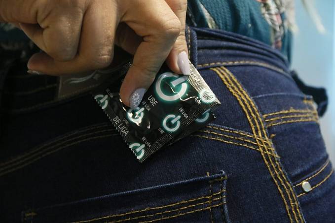 Agevisa entrega preservativos e insumos à comunidade de gênero - News Rondônia