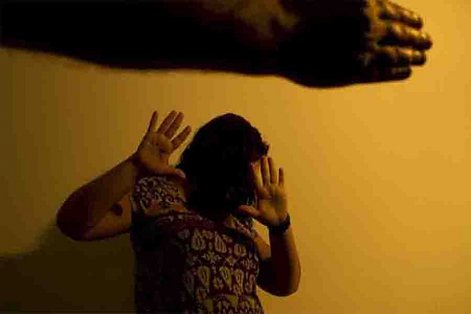 Leis tipificam crimes de perseguição e de violência psicológica contra a mulher - News Rondônia