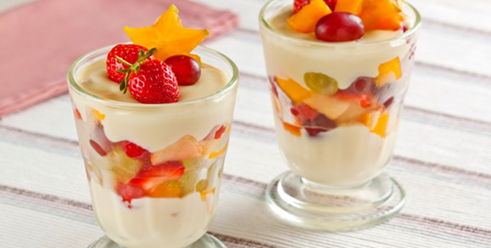 SOBREMESA REFRESCANTE: TAÇA CREMOSA COM FRUTAS - News Rondônia