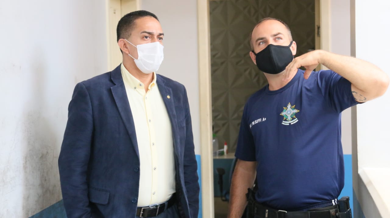 Deputado Eyder Brasil vistoria obras de construção do 5º BPM - News Rondônia