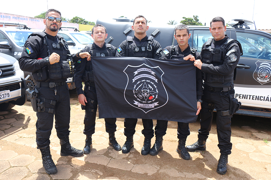AGENTES PENITENCIÁRIOS DE RONDÔNIA REFORÇAM FORÇA TAREFA QUE ATUA NA INTERVENÇÃO FEDERAL EM RORAIMA - News Rondônia