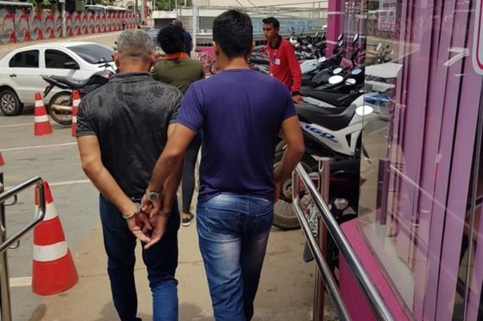 BATMAN É PRESO SUSPEITO DE ESTUPRAR CRIANÇA DE 11 ANOS EM RIO BRANCO/AC - News Rondônia