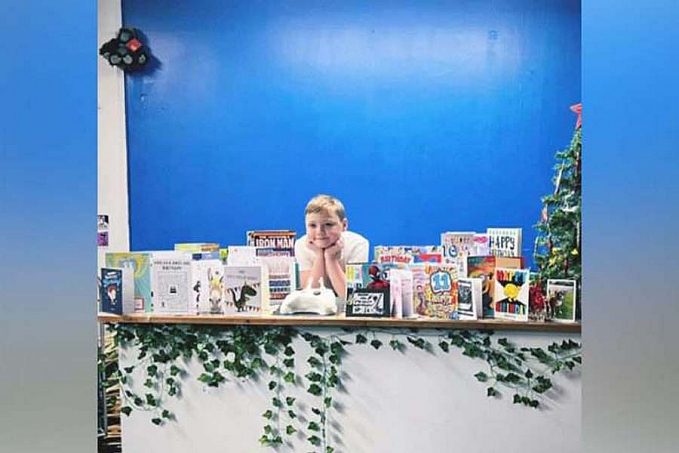 Ninguém vai a aniversário de menino autista e estranhos fazem festa incrível - News Rondônia