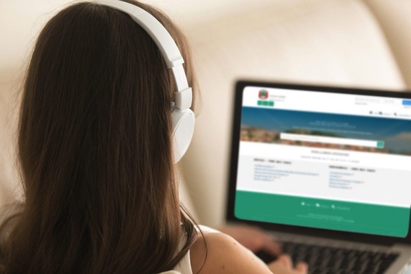 DE ACORDO COM ESTUDO, QUASE 40% DOS ALUNOS DE ESCOLAS PÚBLICAS NÃO TÊM COMPUTADOR OU TABLET EM CASA - News Rondônia