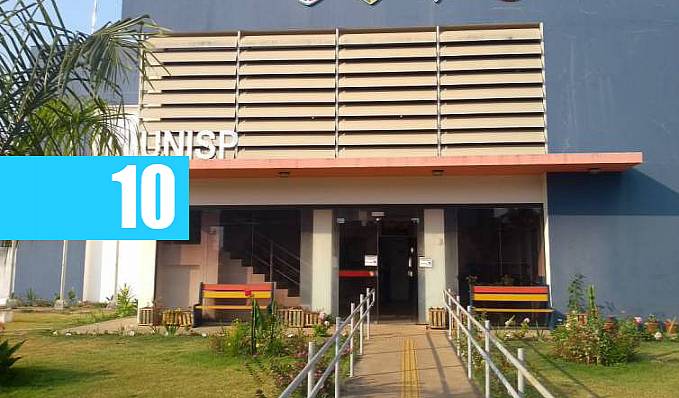 Em plena luz do dia, Ladrão arranca tábua da parede de casa e rouba mais de R$ 4 mil da bolsa de moradora - News Rondônia