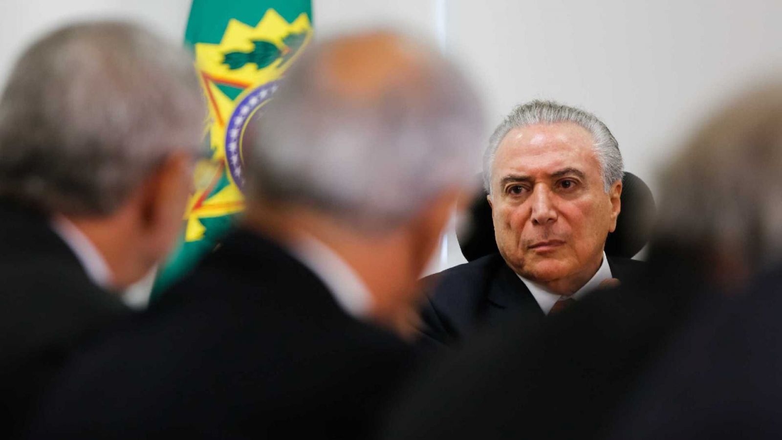 DELATORES ENTREGAM ÁUDIOS QUE APONTAM PAGAMENTO DE PROPINA A TEMER - News Rondônia