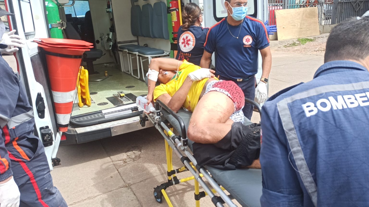 REAÇÃO: Bandido tenta roubar policial e é ferido com tiro na bunda - News Rondônia