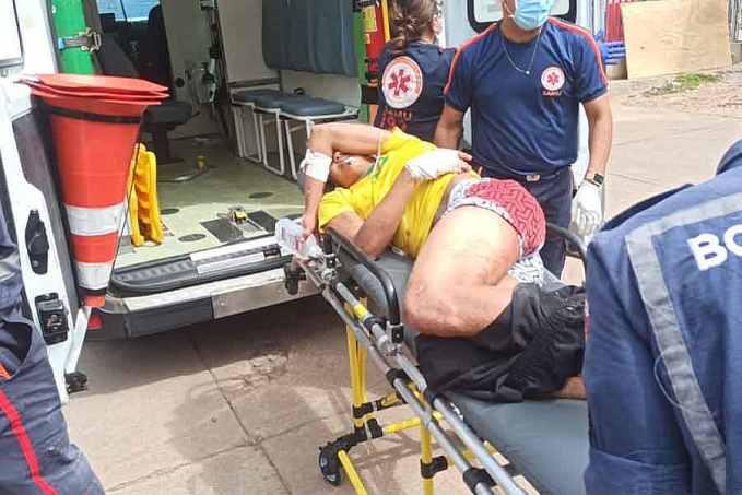 REAÇÃO: Bandido tenta roubar policial e é ferido com tiro na bunda - News Rondônia
