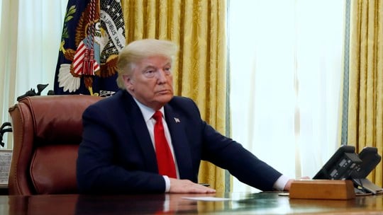 TRUMP VOLTA A DIZER QUE BRASIL FOI DURAMENTE ATINGIDO E ELOGIA BOLSONARO - News Rondônia