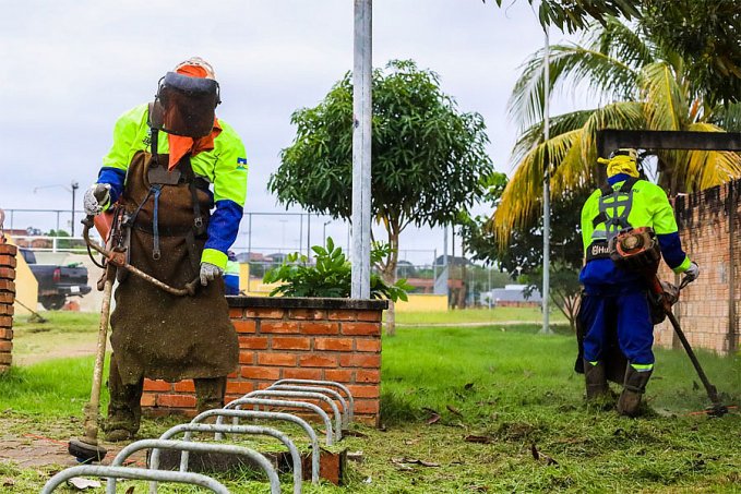 Prefeitura de Jaru realiza manutenção no Parque da Baixada - News Rondônia