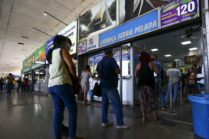 Mega-Sena deve pagar hoje prêmio de R$ 10,5 milhões - News Rondônia