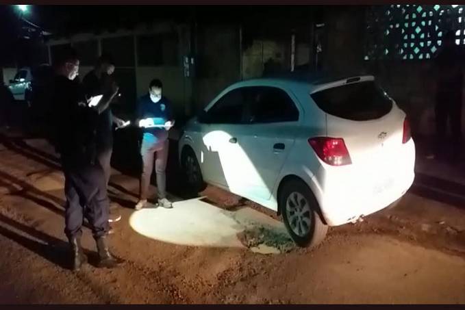 VIOLÊNCIA - Bandidos rendem motorista de aplicativo e levam passageira como refém - News Rondônia