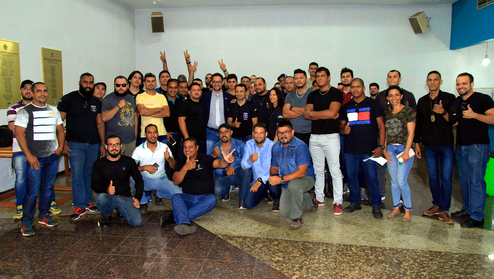 APROVADO PROJETO DE LEI DO DEPUTADO ANDERSON QUE CONCEDE PORTE DE ARMA AOS AGENTES DE SEGURANÇA SOCIOEDUCATIVO - News Rondônia