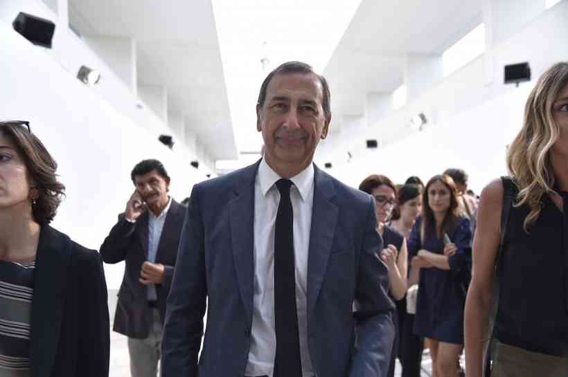 COM 5.402 MORTOS PREFEITO DE MILÃO ADMITI QUE ERROU APÓS CAMPANHA PARA CIDADE NÃO PARAR - News Rondônia