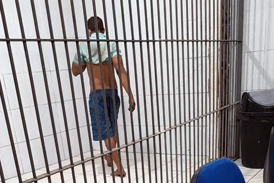 NÃO OLHA PRA TRÁS: Bombadão é preso após manter mototaxista refém durante roubo em Porto Velho - News Rondônia