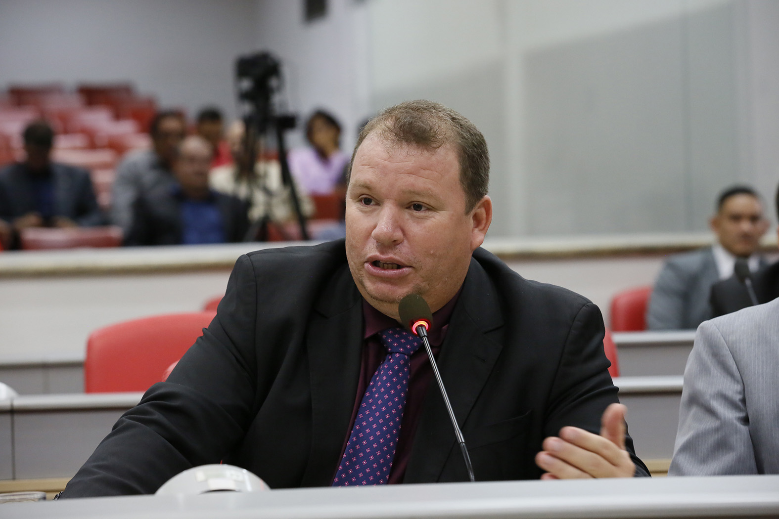 DR NEIDSON SE REÚNE COM SECRETÁRIO DA SESAU PARA APRESENTAR PROBLEMAS NA SAÚDE PÚBLICA DE GUAJARÁ-MIRIM E NOVA MAMORÉ - News Rondônia