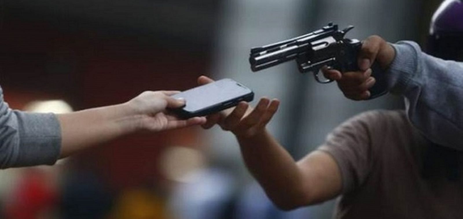 Sem perfil definido, ladrões de celular deitam e rolam na capital desafiando a polícia - News Rondônia