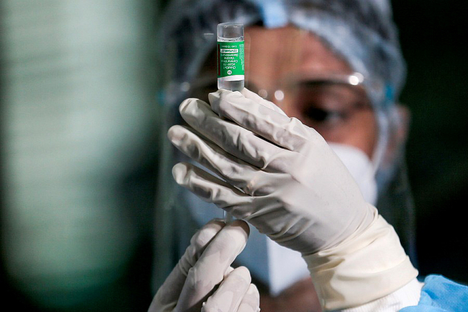 Vacina AstraZeneca: estudo diz que 3ª dose ou maior intervalo entre 1ª e 2ª ampliam imunidade - News Rondônia