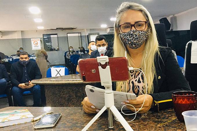 Márcia Socorristas Animais assume presidência da Comissão permanente de Meio Ambiente e Proteção aos Animais - News Rondônia