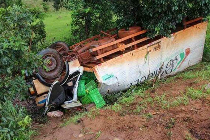 Caminhoneiro bêbado provoca acidente e mata motorista na BR-158 - News Rondônia