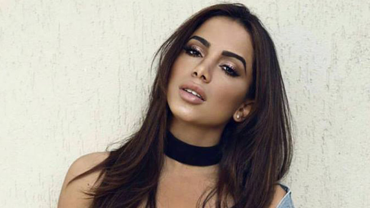 ANITTA DÁ RESPOSTA A INDIRETA DA SERASA: EU TAMBÉM SOU HUMANA - News Rondônia
