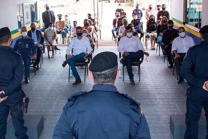 Vice-prefeito de Cacoal Cássio Gois participa de passagem de comando do 4º Batalhão de Polícia Militar - News Rondônia