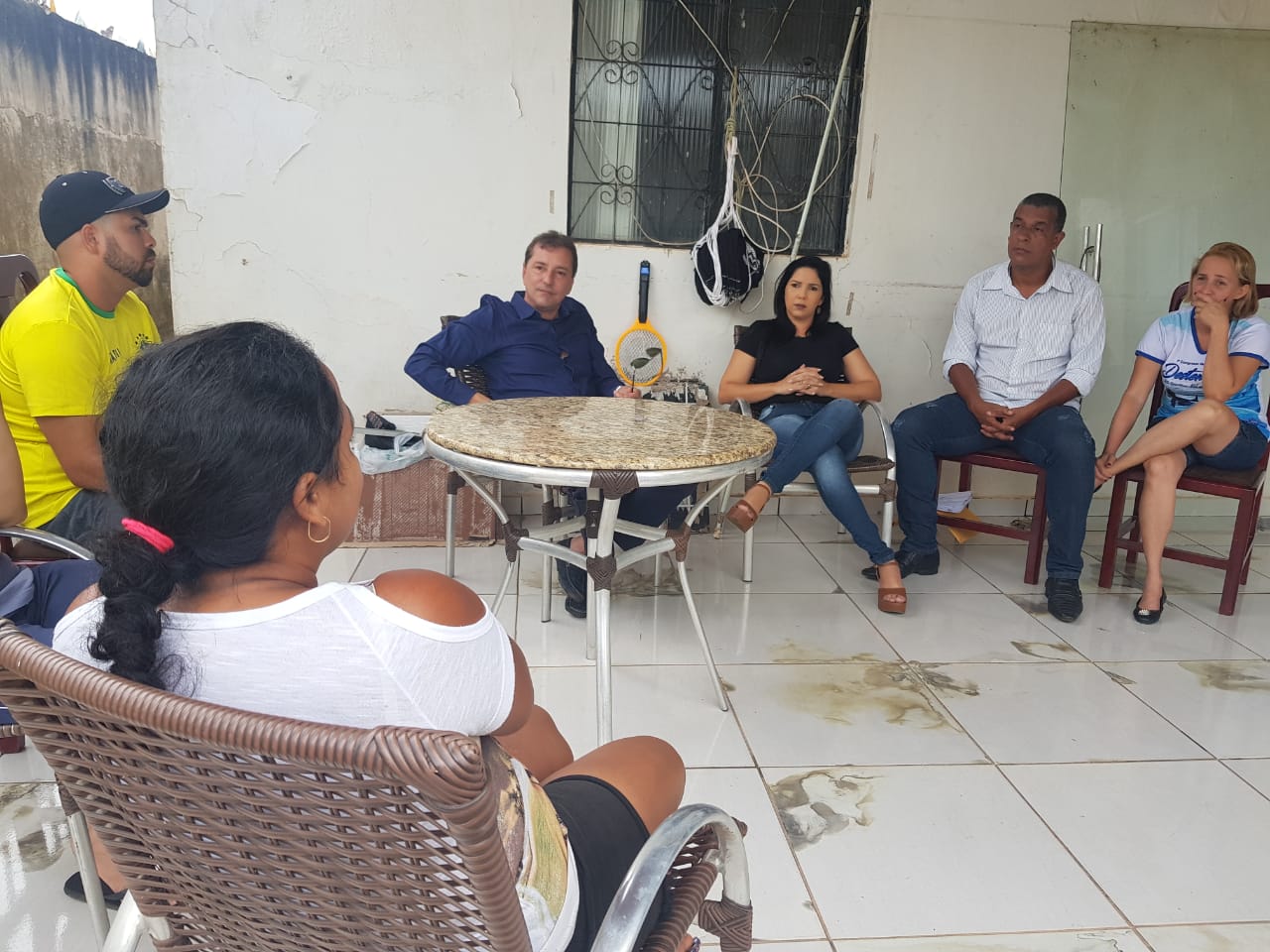 CRISTIANE LOPES EXIGE RESPOSTA DO PREFEITO HILDON CHAVES SOBRE O BAIRRO CONCEIÇÃO - News Rondônia