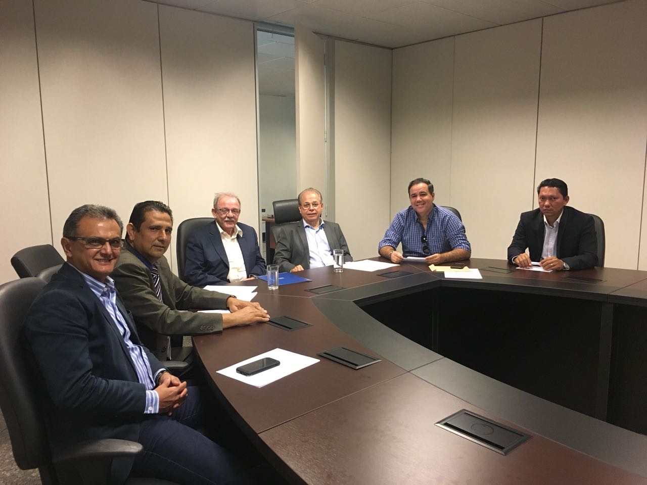 SINDICATOS E GOVERNO DISCUTEM SOLUÇÃO PARA CONSIGNAÇÃO DE SEGURO DE VIDA - News Rondônia