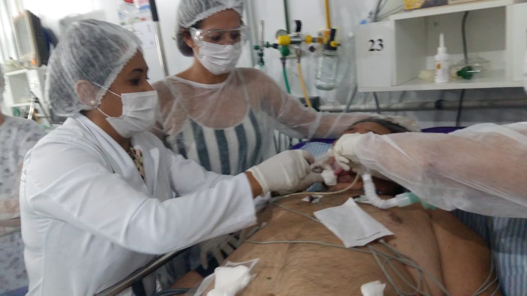 UNIDADE DE ASSISTÊNCIA MÉDICA INTENSIVA EM PORTO VELHO CONSCIENTIZA SOBRE IMPORTÂNCIA DA HIGIENIZAÇÃO BUCAL DOS PACIENTES INTERNADOS NA UTI - News Rondônia
