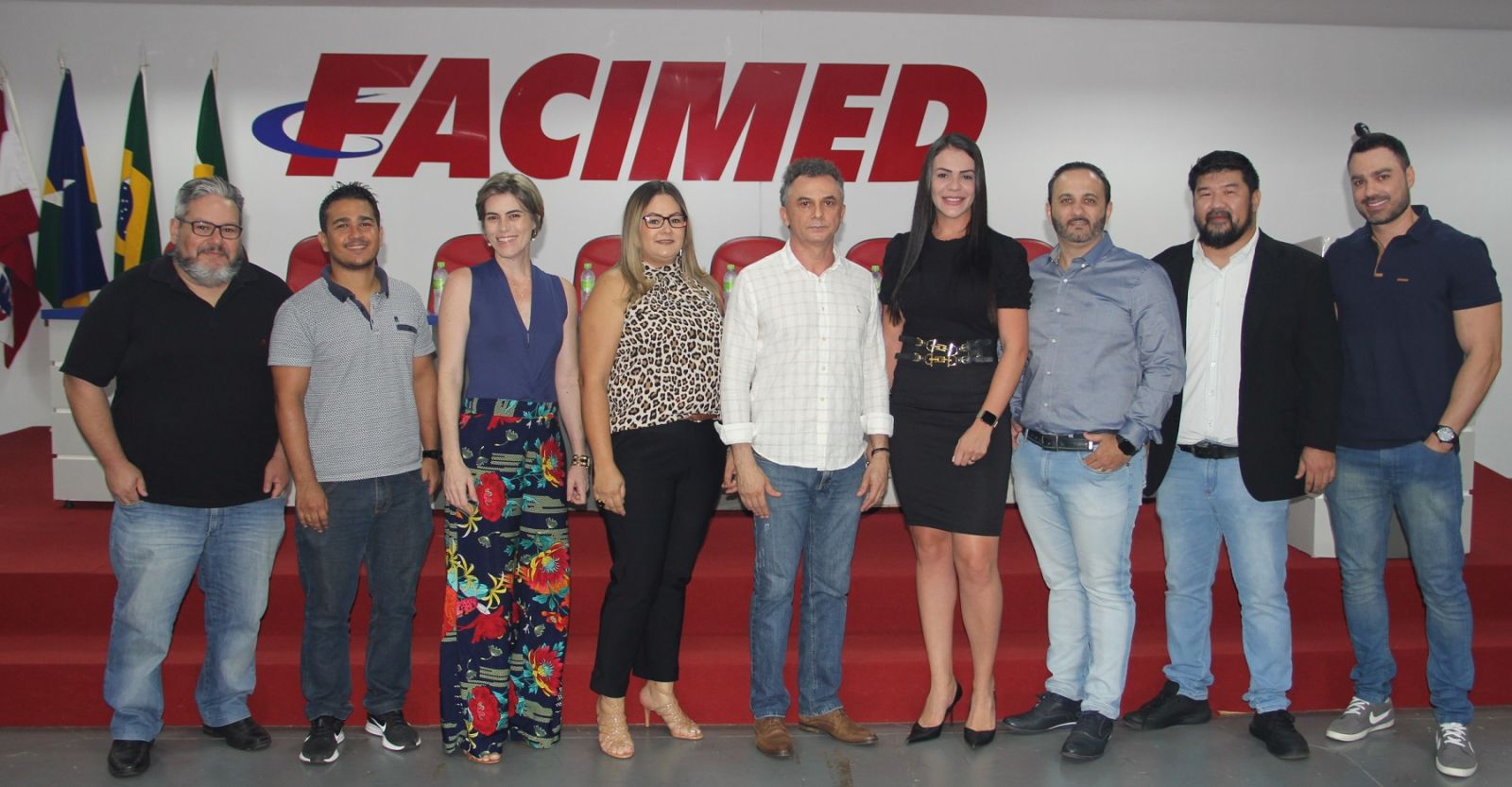 COLUNA SOCIAL MARISA LINHARES: TEMPORADA EM PORTUGAL - News Rondônia