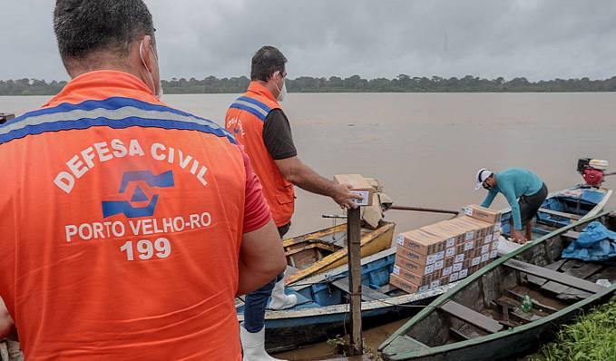 Prefeitura distribui hipoclorito de sódio para famílias do Médio Madeira - News Rondônia
