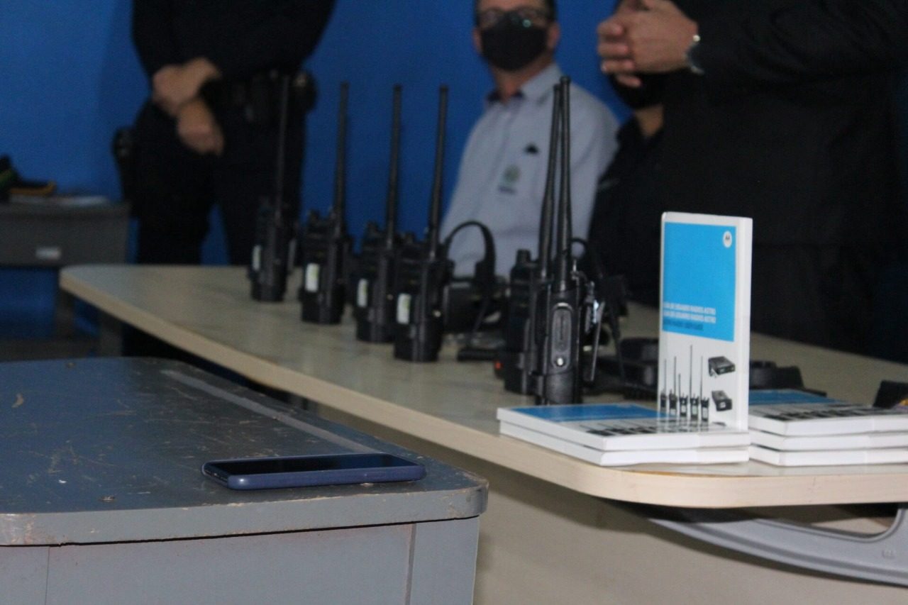 SEGURANÇA PÚBLICA - Em Colorado do Oeste, Governo investe em segurança e entrega radiocomunicadores para a Polícia Militar - News Rondônia