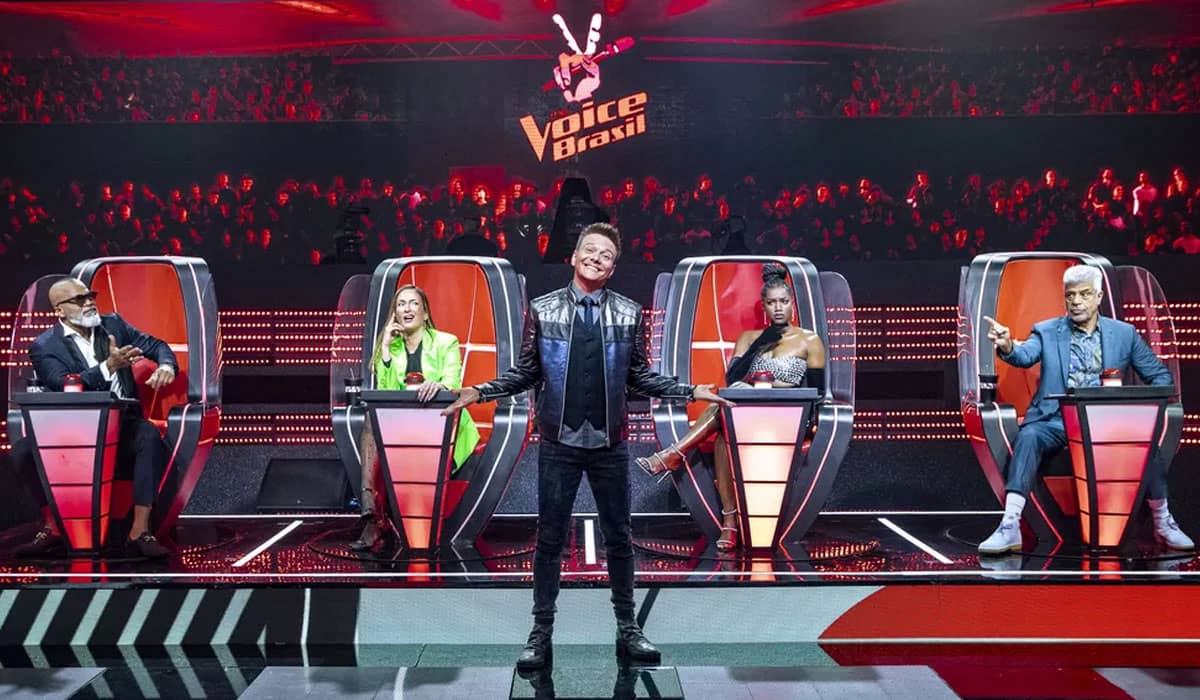 Vocalista da Banda Versalle de Porto Velho passa nas audições às cegas do The Voice - News Rondônia