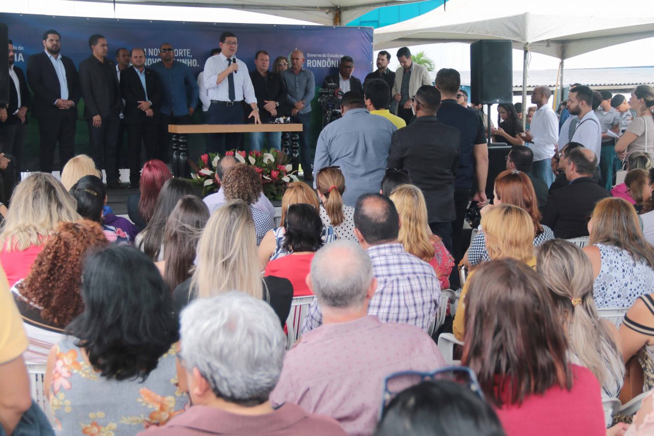 GOVERNO DE RONDÔNIA CRIA CINCO NOVOS COLÉGIOS MILITARES E FORTALECE MOBILIDADE NA EDUCAÇÃO - News Rondônia