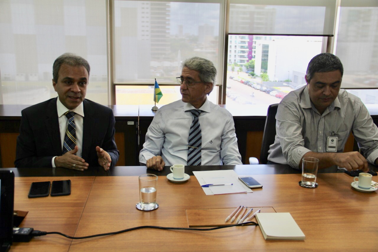 CORREGEDORIA SE UNE A ÓRGÃOS PARA CAMPANHA EM PROL DO APADRINHANDO UMA HISTÓRIA - News Rondônia