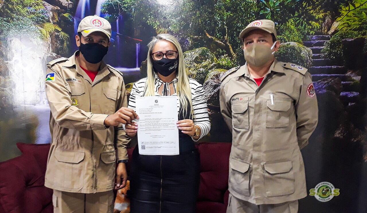 Vereadora Márcia Socorristas Animais recebe Equipe do Corpo de Bombeiros - News Rondônia