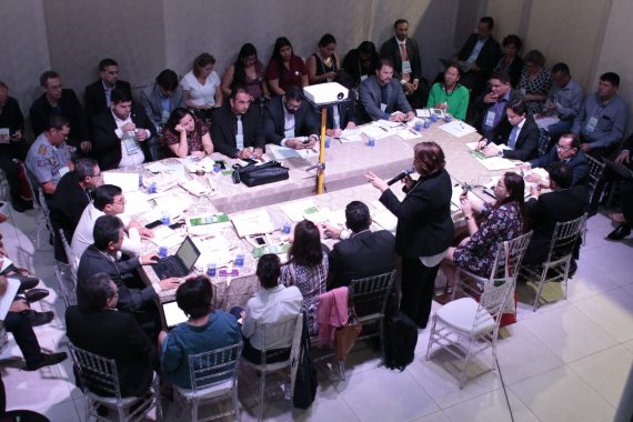 LENHA NA FOGUEIRA: 17º FÓRUM DE GOVERNADORES DA AMAZÔNIA LEGAL QUE ESTÁ ACONTECENDO NO ESPAÇO NUANCE EVENTOS - News Rondônia