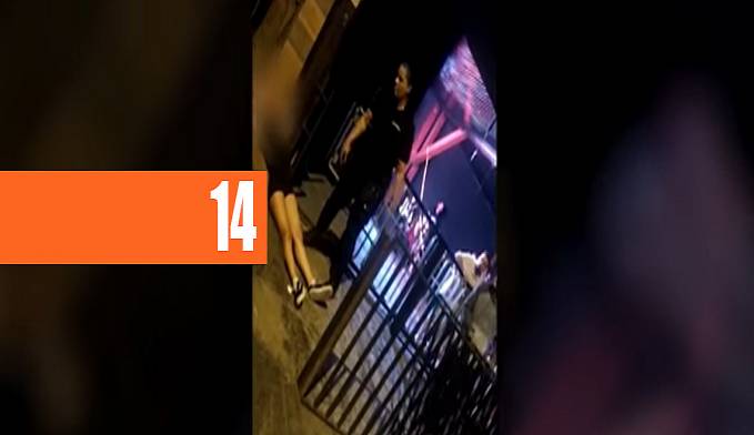 SEGURANÇA DERRUBA MULHER E A CHUTA NA PORTA DE BOATE NO DISTRITO FEDERAL - VÍDEO - News Rondônia