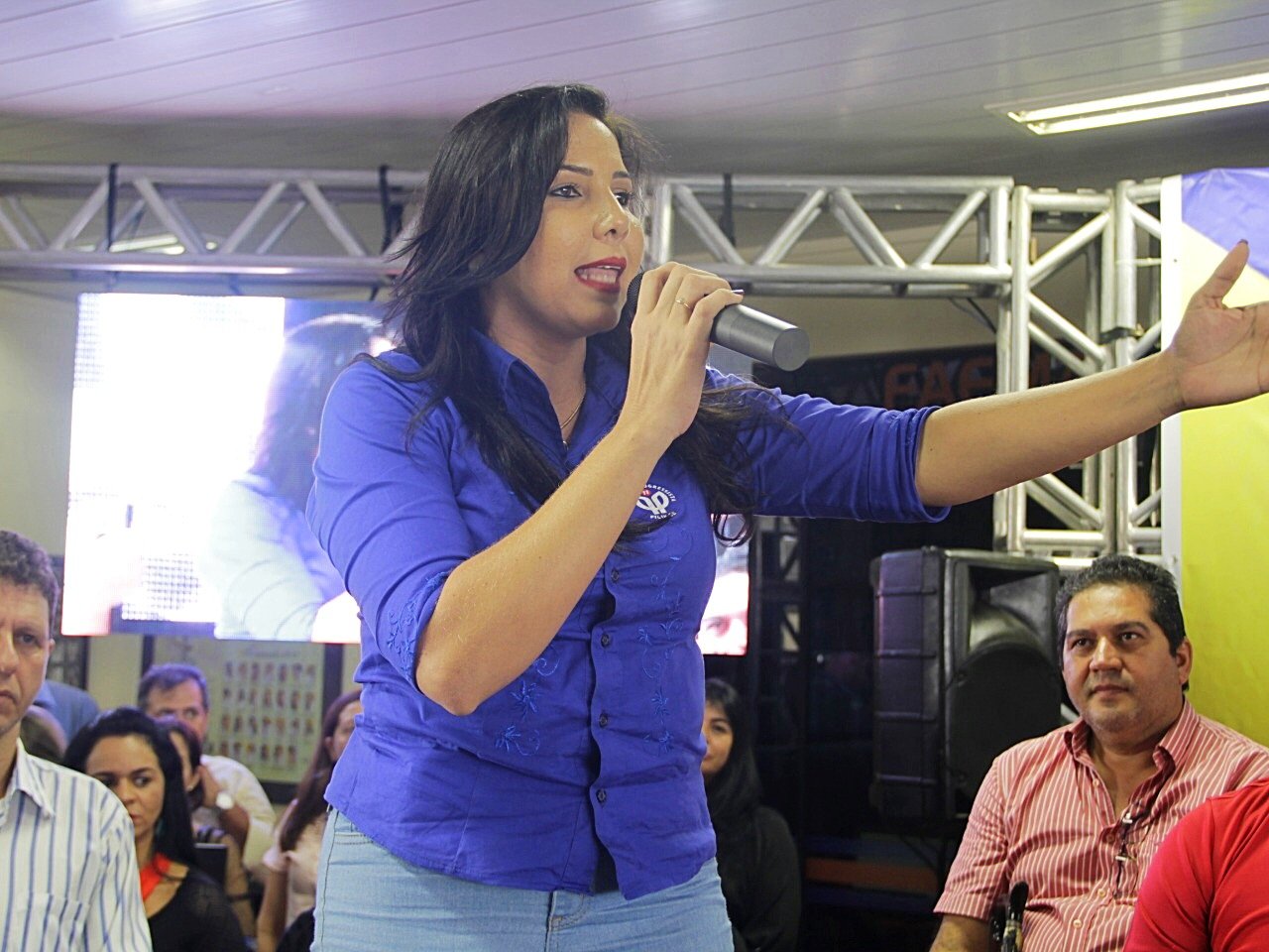 CRISTIANE LOPES TEM CANDIDATURA À DEPUTADA FEDERAL CONFIRMADA EM CONVENÇÃO DO PP - News Rondônia
