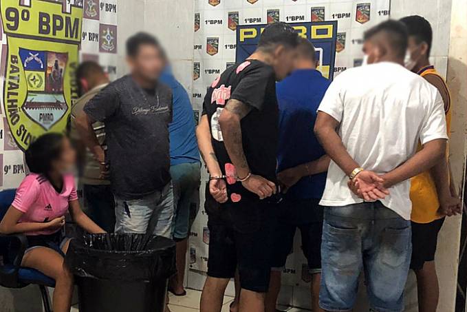 BOCA DE FUMO: 11 pessoas são presas com droga na zona leste - News Rondônia