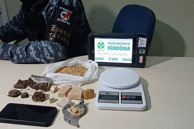 Em Ji-Paraná, PM fecha mais uma boca de fumo e apreende mais de meio quilo de drogas - News Rondônia