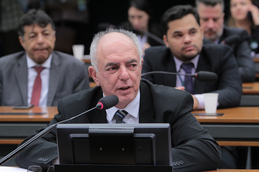 Mauro Nazif solicita melhorias no aeroporto de Ji - Paraná - News Rondônia