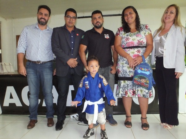 ESCRIVÃES DA POLÍCIA CIVIL SÃO HOMENAGEADOS NA ACADEPOL - News Rondônia