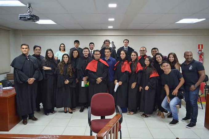 Acadêmicos de Direito da UNESC Rondônia comemoram aprovação para próxima etapa do Desafio Nacional de Júri Simulado - News Rondônia